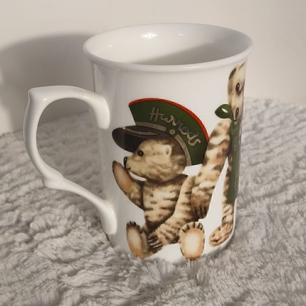 Harrods Knightsbridge Bone China Tea/Coffee Mug